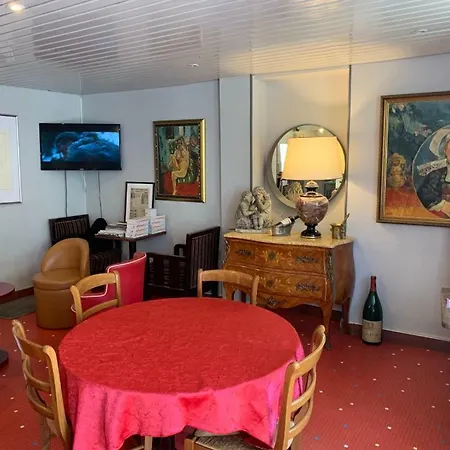 L'escale Hotel Longeau-Percey
