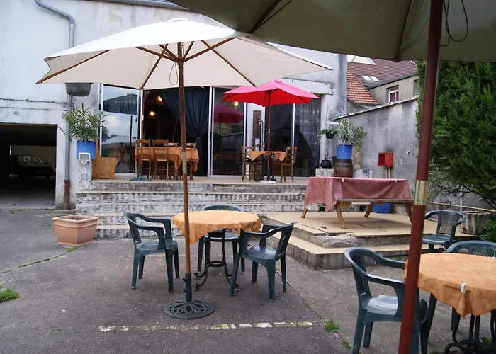 Hotel L'escale Longeau-Percey