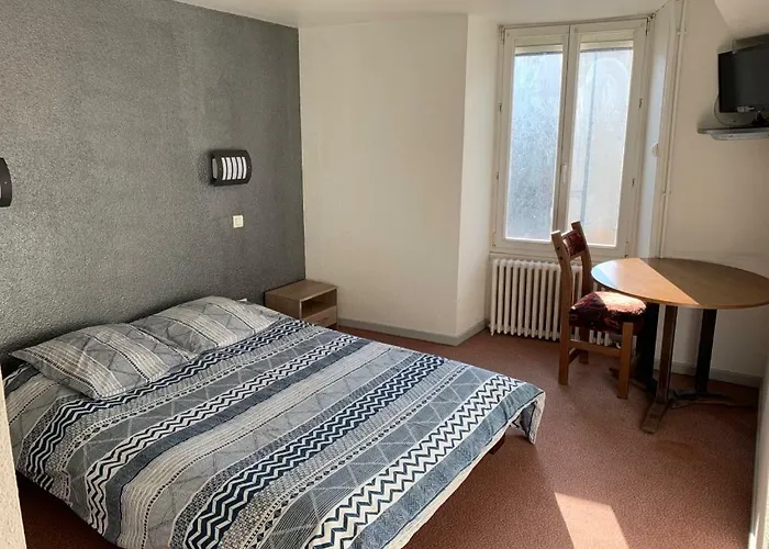 Hotel L'escale Longeau-Percey